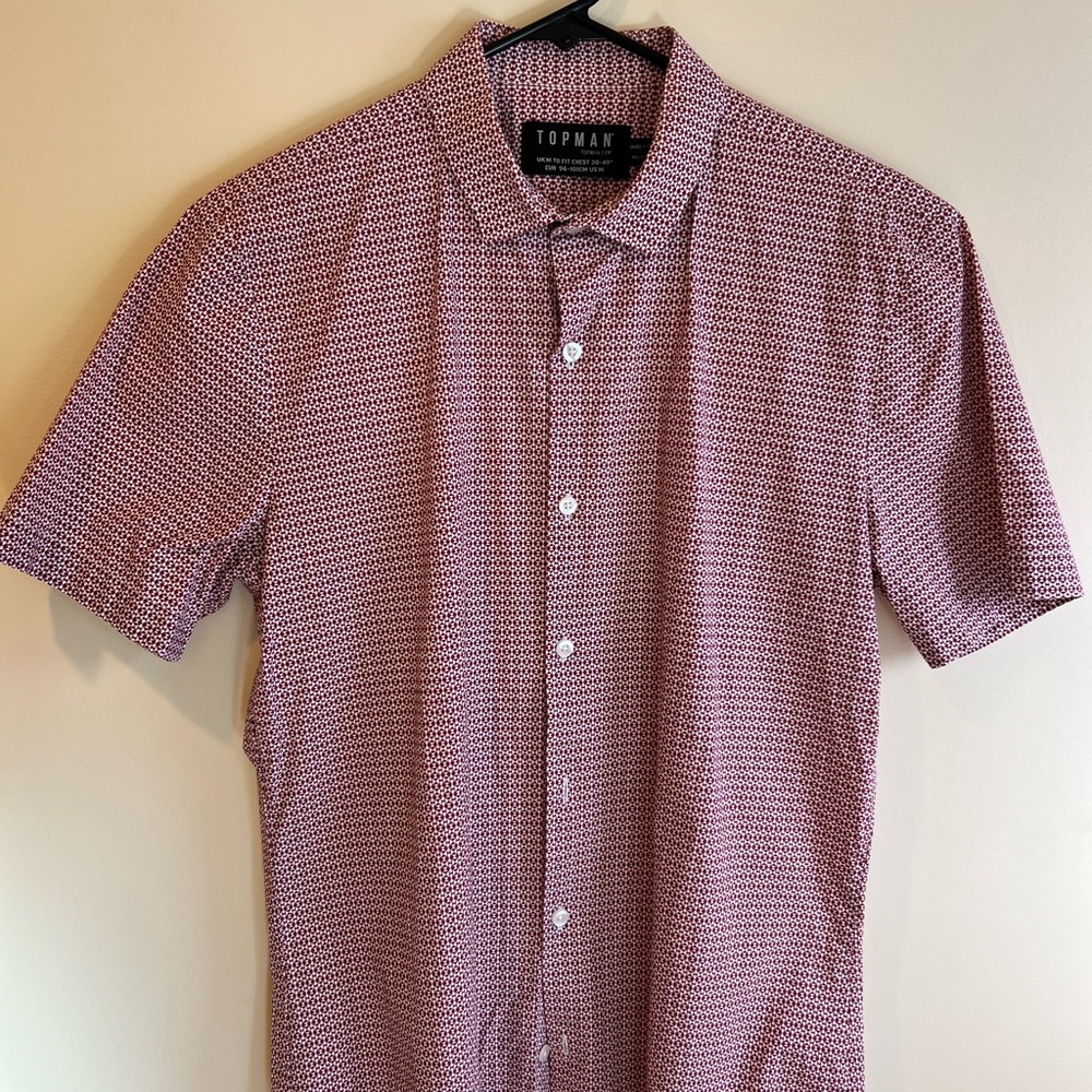 Topman Men's Red Pattern Short Sleeve Shirt, Size M
